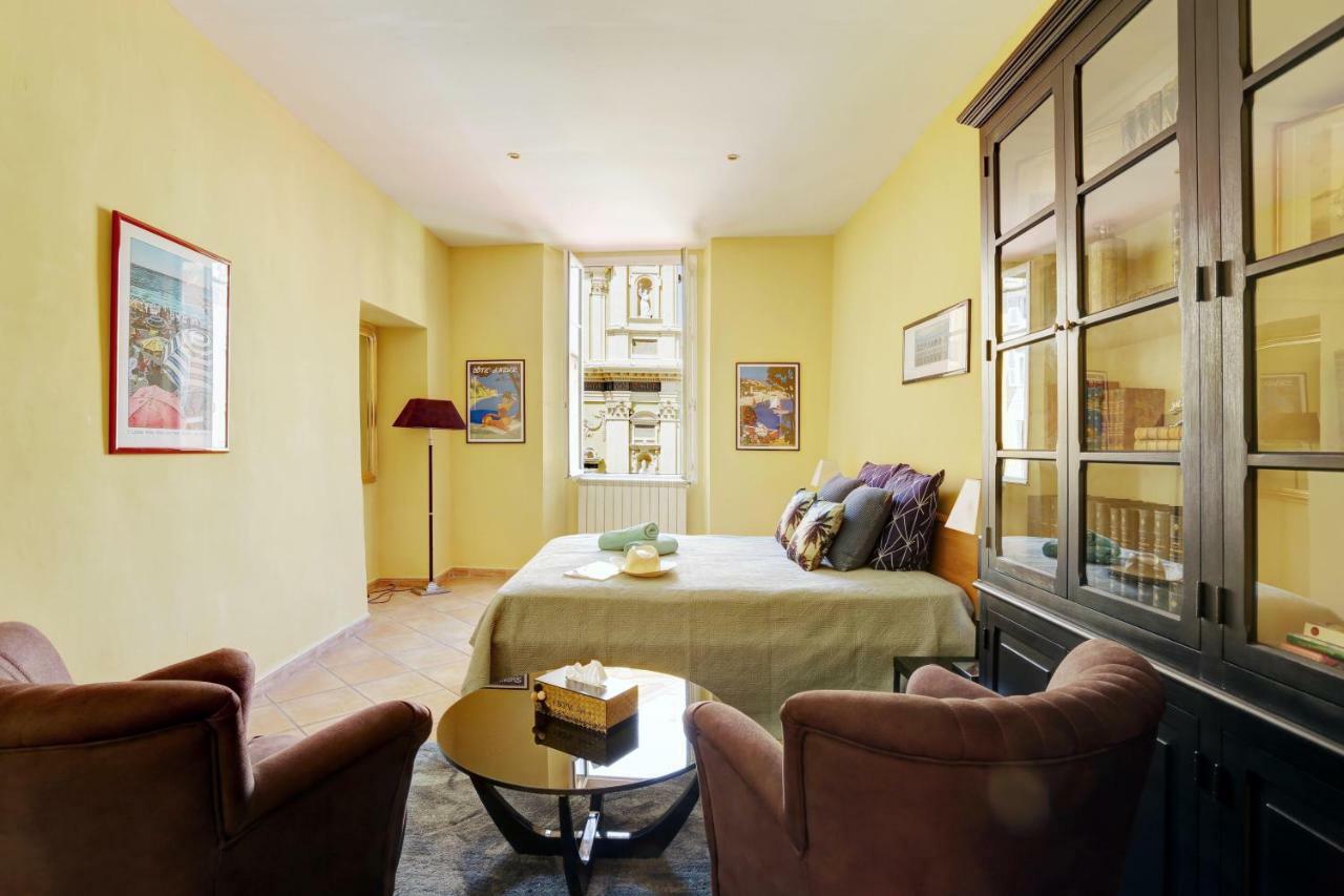 Fontaine - Charming Provencal, Clim, 6 Guest, Old Town Apartment Nice
